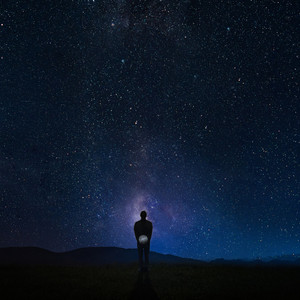 丰满女人裸做爰视频
